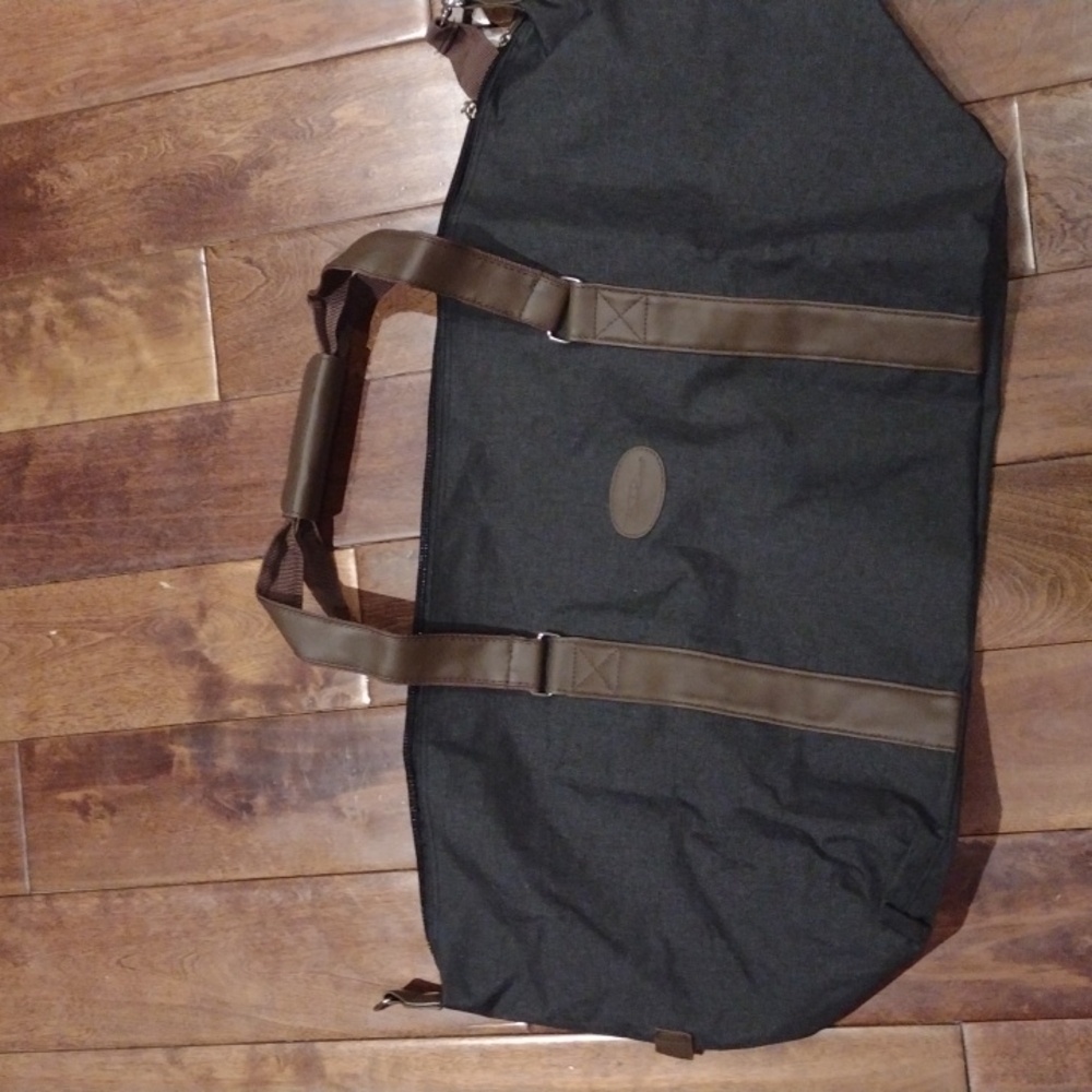 Bella Russo travel bag